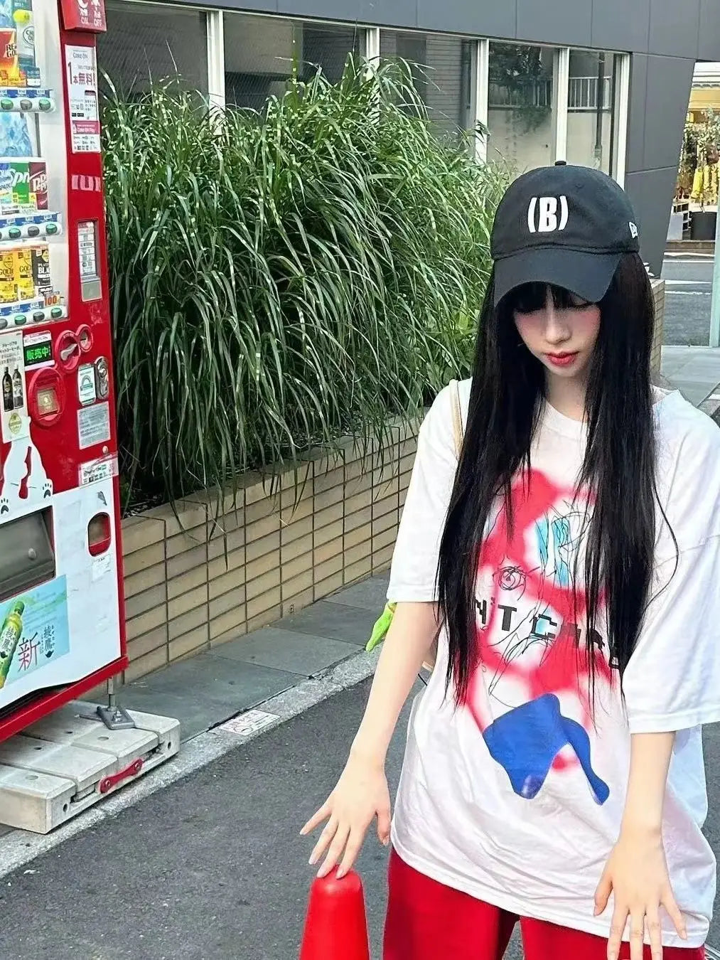 Korean Designer Graffiti Cartoon Short Sleeved T-shirt