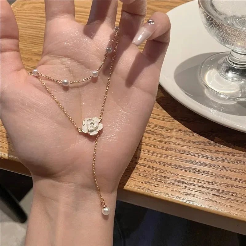 Tassel Classic Flower Pearl Necklace
