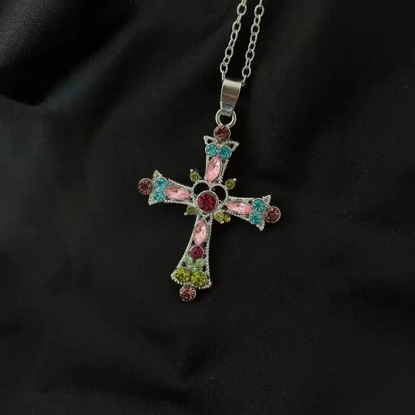 Époustouflant Necklace