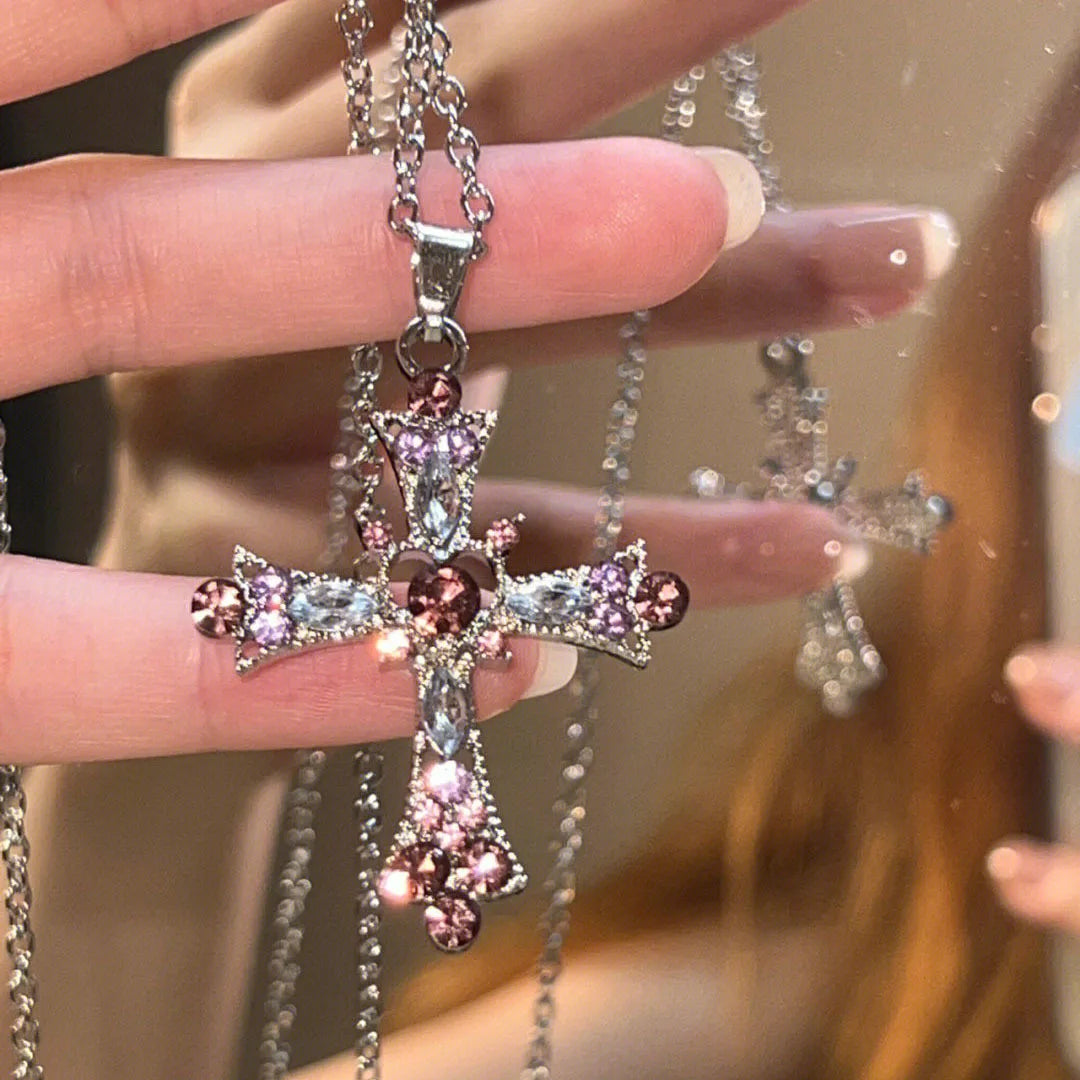Époustouflant Necklace