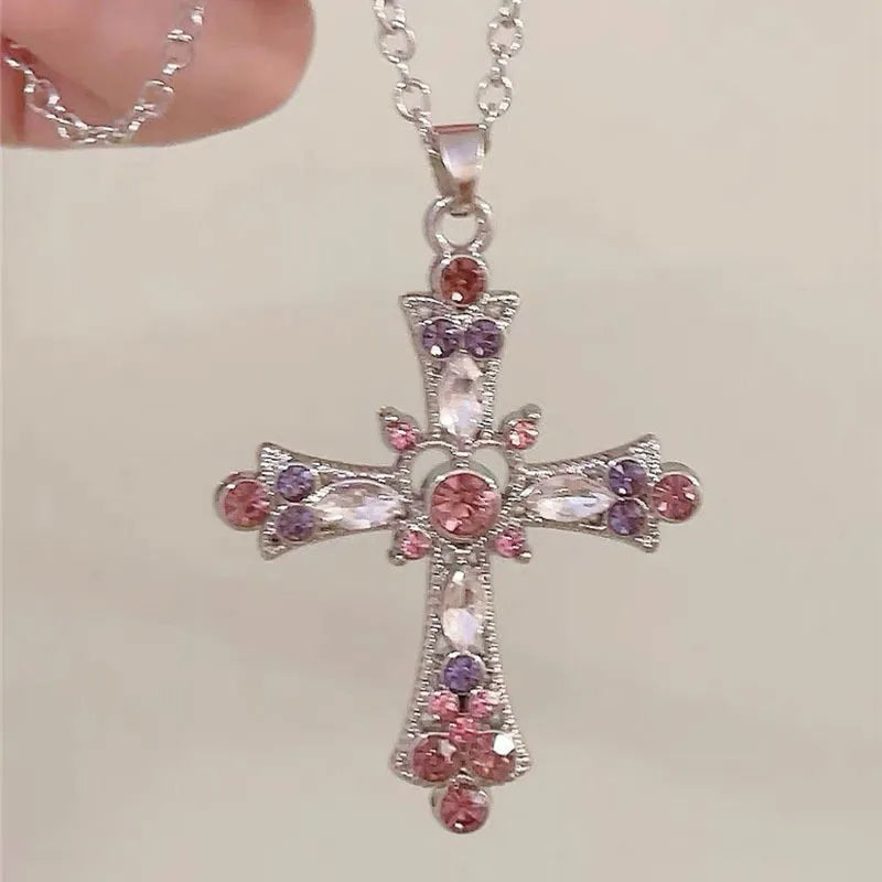 Époustouflant Necklace