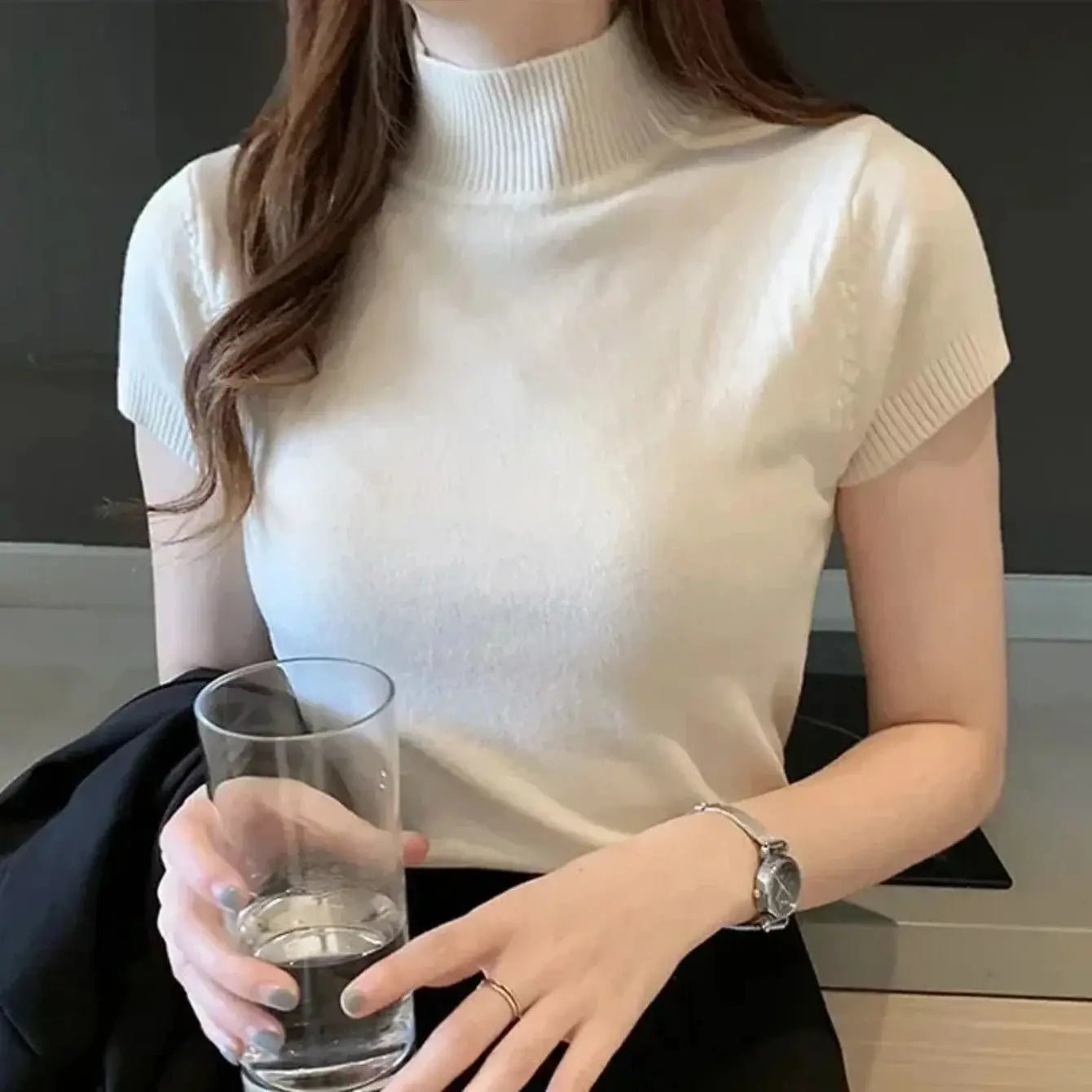 Lagon High Neck T-Shirt